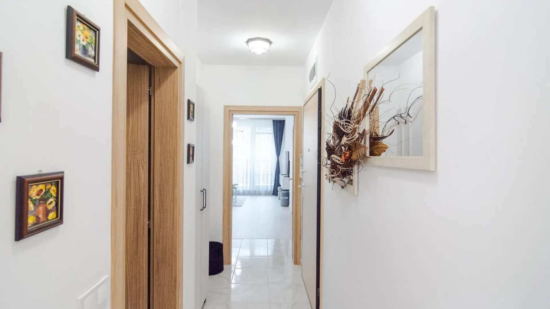 Appartamento Paris Luxury Top Centre 2Bdr Apt W Work Desk And Wifi Near Nevsky Cathedral Sofia